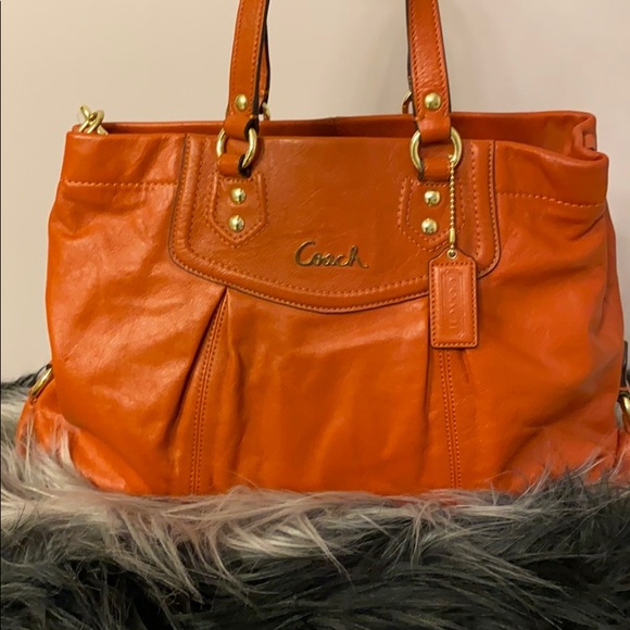 Coach Purse - Picture 1 of 3